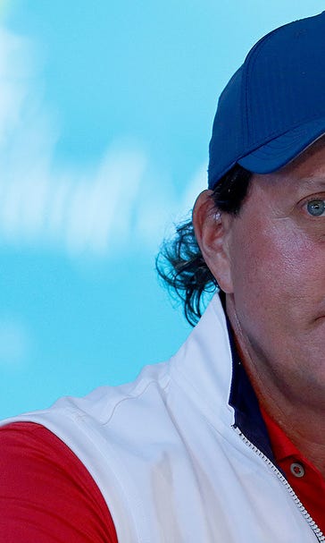 Mickelson brain fart sets U.S. back in Presidents Cup